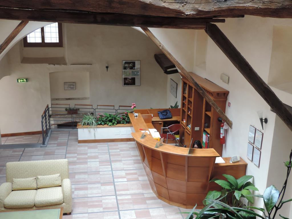 스폴레토 Casa Religiosa Di Ospitalita San Ponziano B&B 외부 사진