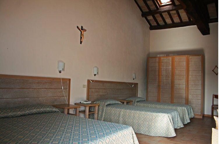 스폴레토 Casa Religiosa Di Ospitalita San Ponziano B&B 외부 사진